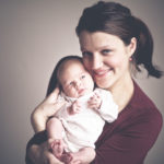 neugeborenesfotoshooting mutter kind fotoshooting